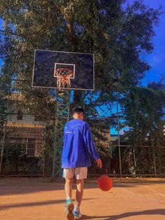 Menemukan Keindahan Dalam Gambar - Foto Bola Basket Aesthetic